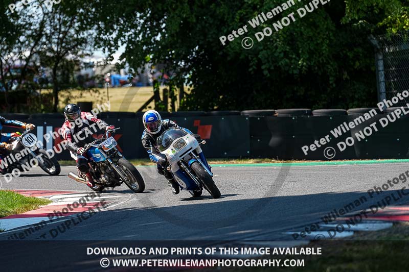 cadwell park;cadwell park photographs;cadwell trackday photographs;enduro digital images;event digital images;eventdigitalimages;peter wileman photography;racing digital images;trackday digital images;trackday photos